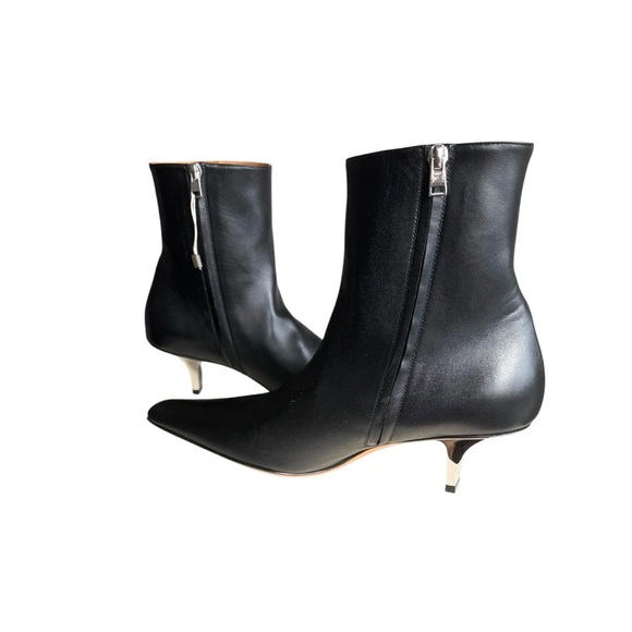 **SOLD** Marni Black Leather Square-Toe Ankle Boots with Kitten Heel Size 39 - Picture 2 of 10